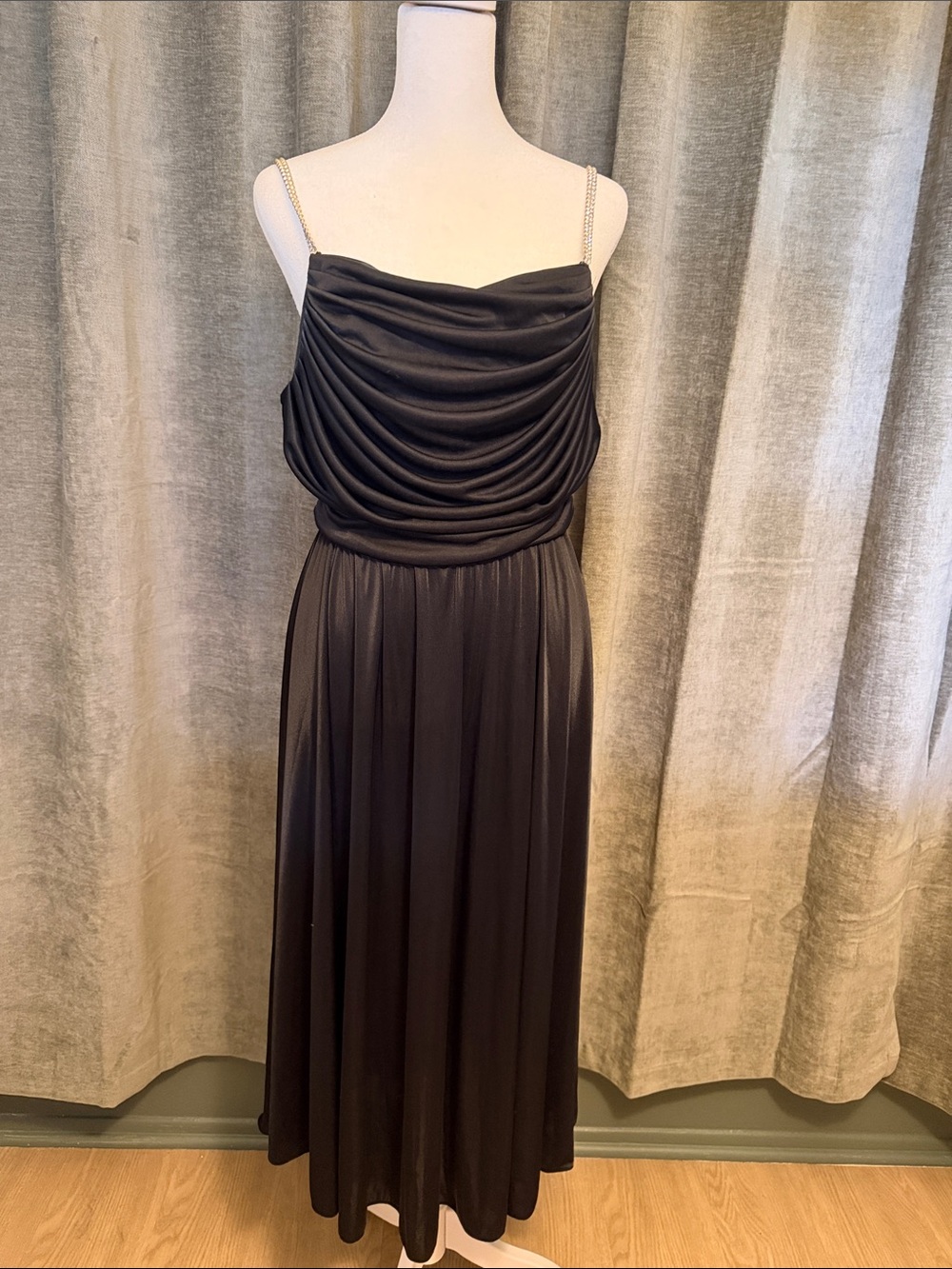 Elegant Black Draped Evening Dress with Chain Straps